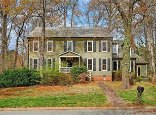 6400 Muirfield Dr, Greensboro, NC 27410