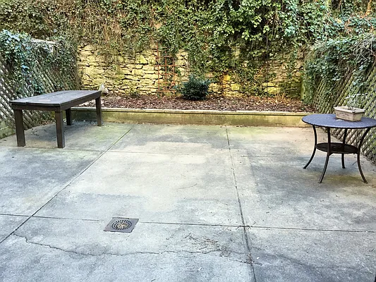 Rented by Joe Gotham LTD | media 17