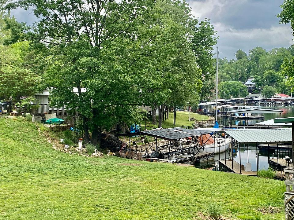 1st image of 1724 Yacht Club Dr