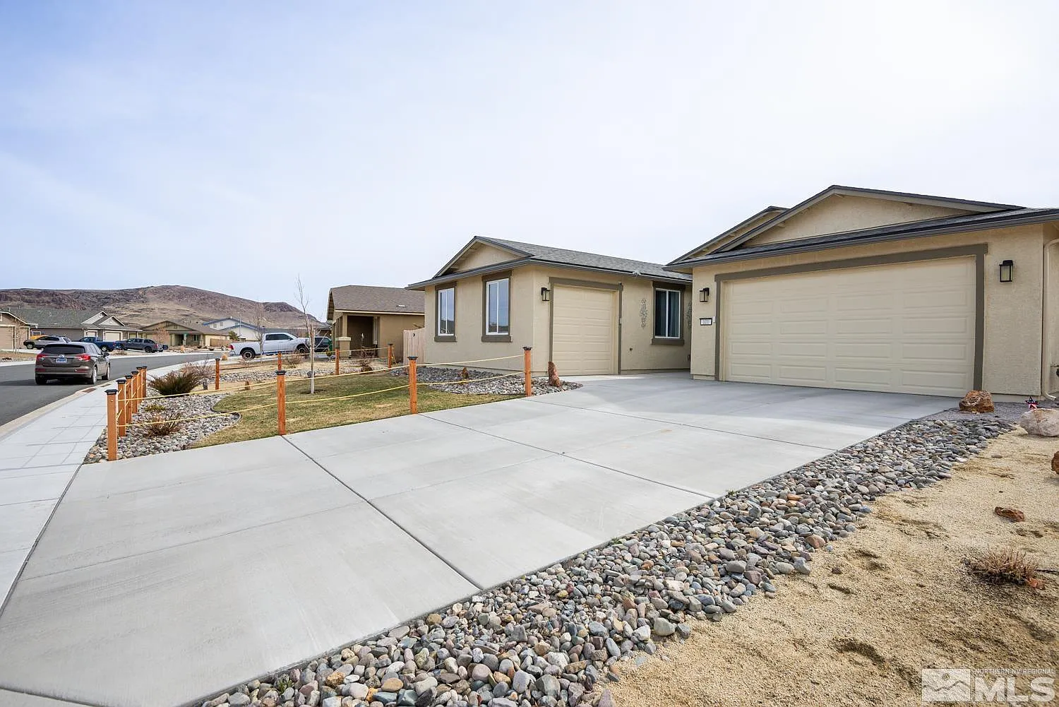 111 Alamosa St photo 1