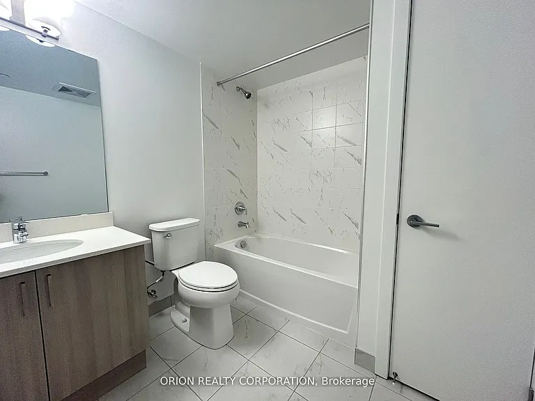 556 Marlee Ave #527 — Photo 19