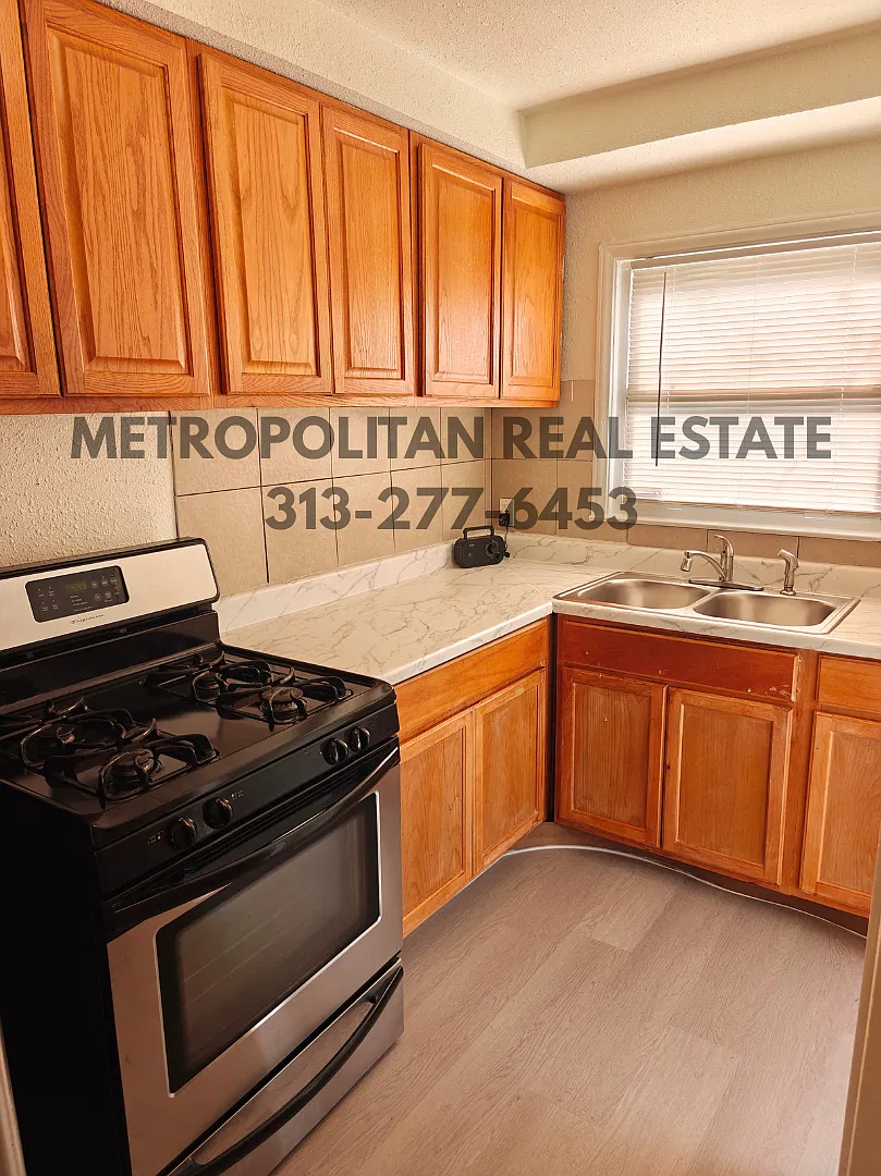 3 bed, 850 sqft, $1,225 — Photo 4