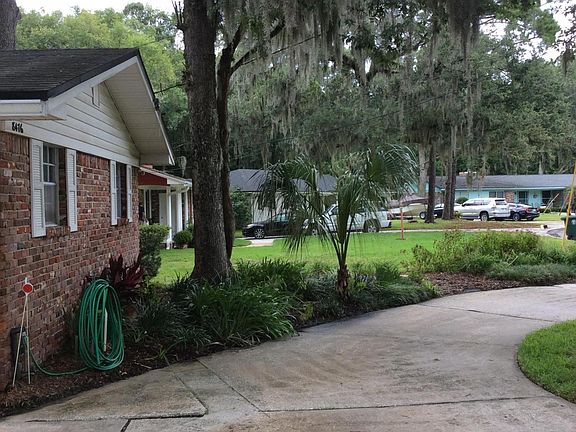 5th image of 8476 Philrose Dr W