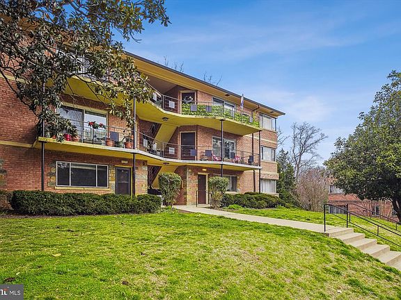 2nd image of 5005 Sentinel Dr APT 33