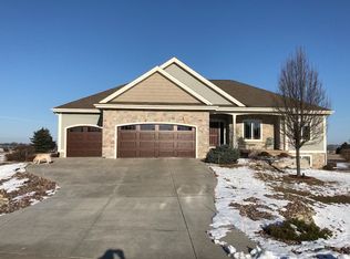 3142 Lymans Run, Sun Prairie, WI 53590