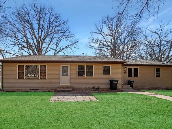 801 5th St SW, Little Falls, MN 56345