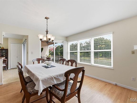 4th image of 312 Waterside Dr