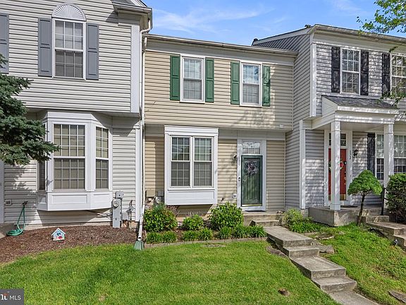 2nd image of 170 Hidden Hill Cir