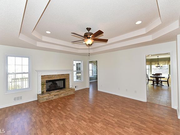 4th image of 331 Saddlewood Dr Unit I