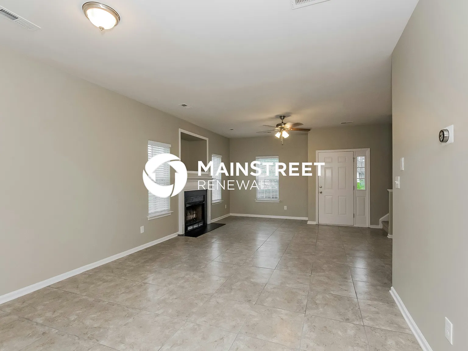 1009 Little Rock Ct — Photo 3