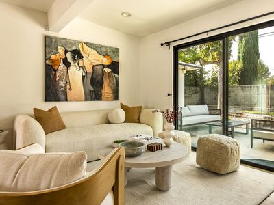 7511 Lasaine Ave, Van Nuys, CA, 91406