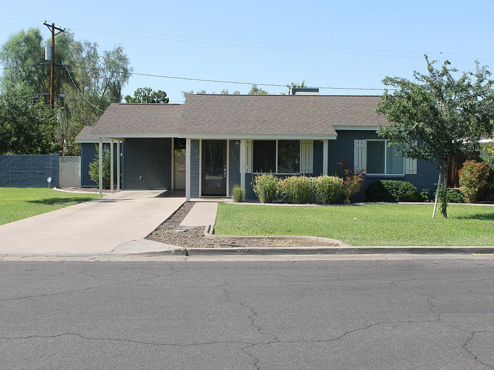 1st image of 2628 E Whitton Ave
