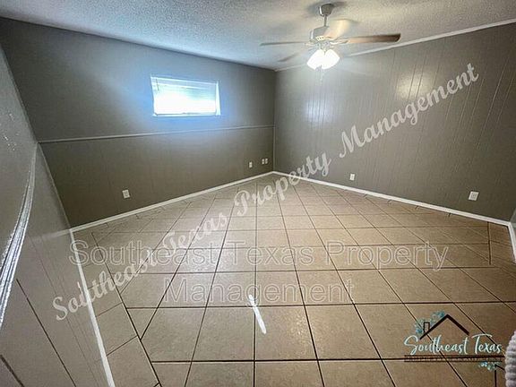 4th image of 2160 Merriman St #67c82e504