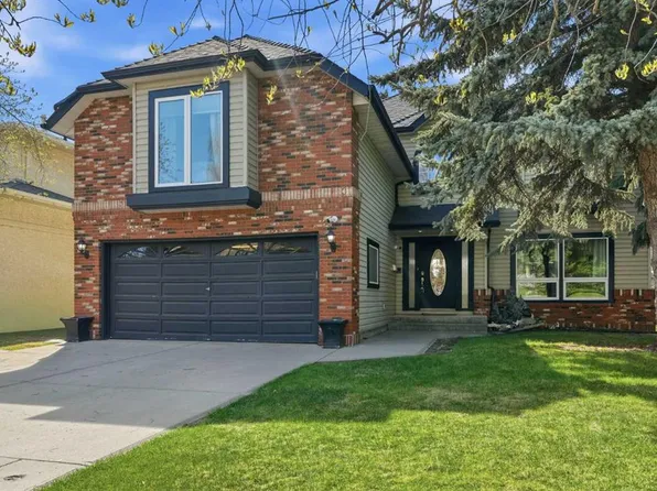 11516 E Douglas Woods Rise SE, Calgary, AB T2Z 1Z9