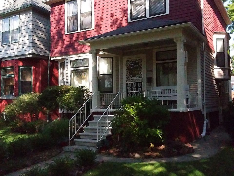2nd image of 1792 Parker St