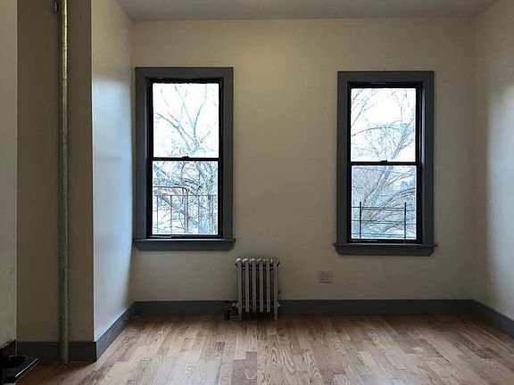 4th image of 57 Bartlett St