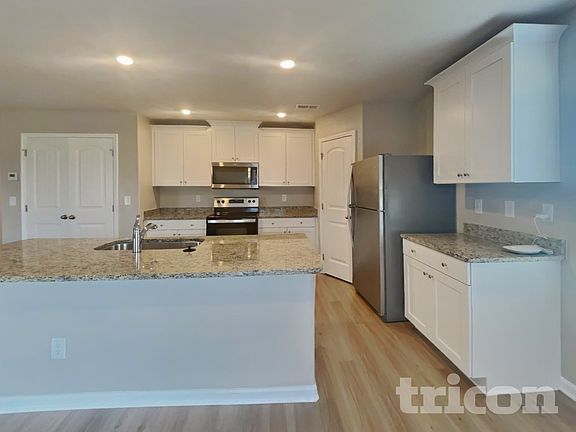 4th image of 118 Coleshill Rd
