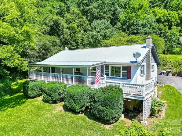 901 Rufus Robinson Rd, Sylva, NC 28779
