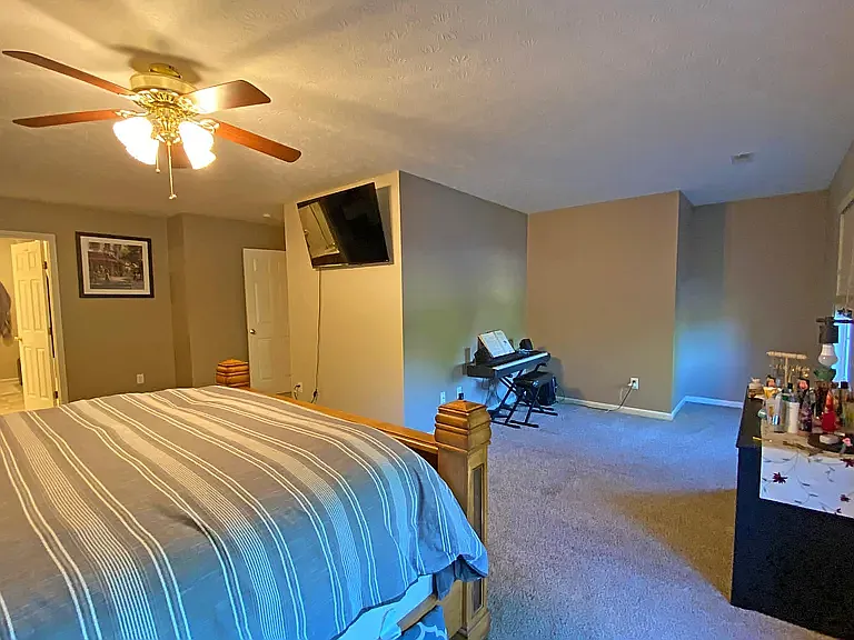 85 W Waterbury Dr — Photo 11