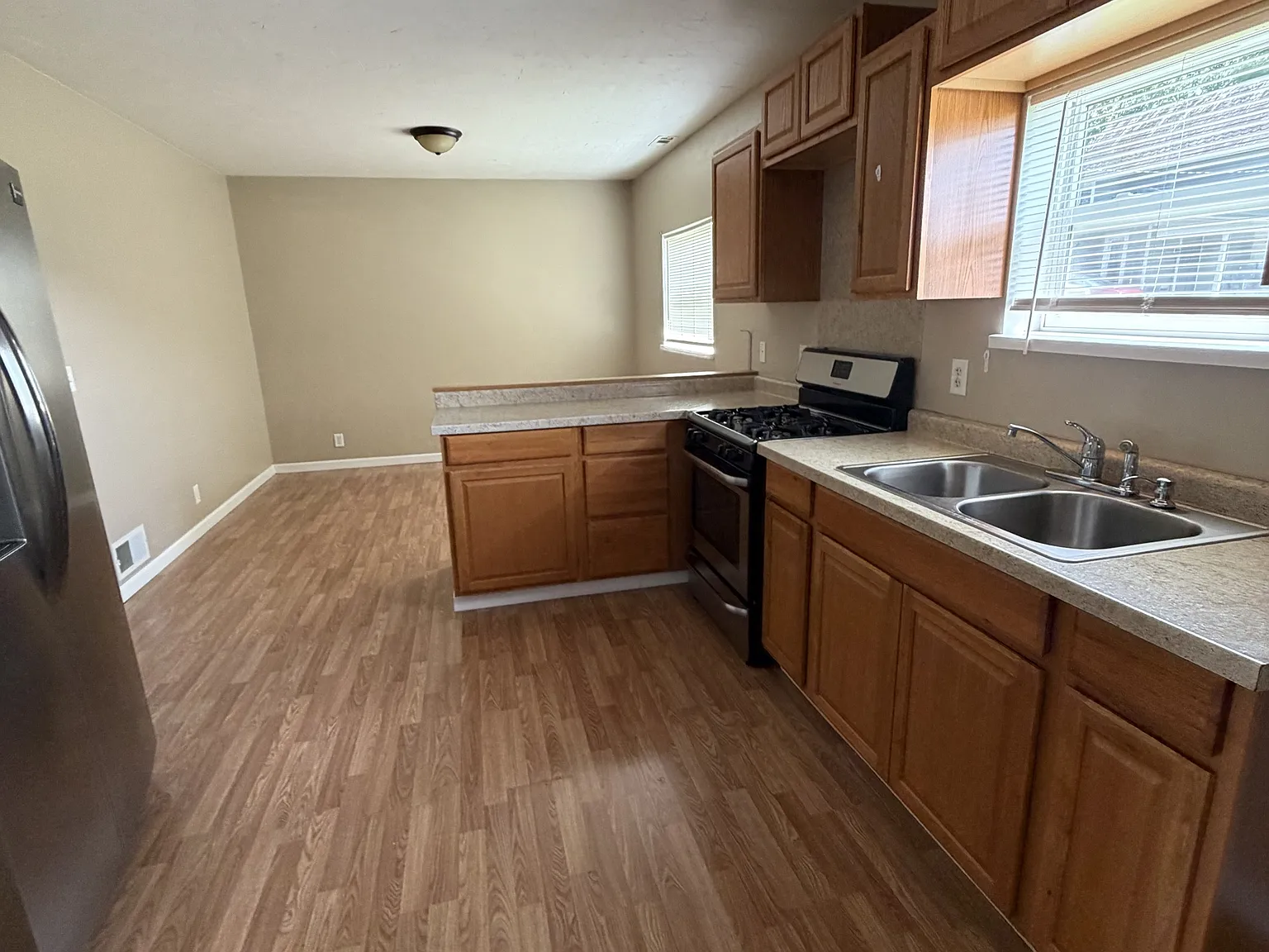 216 Compton Lane - A — Photo 3