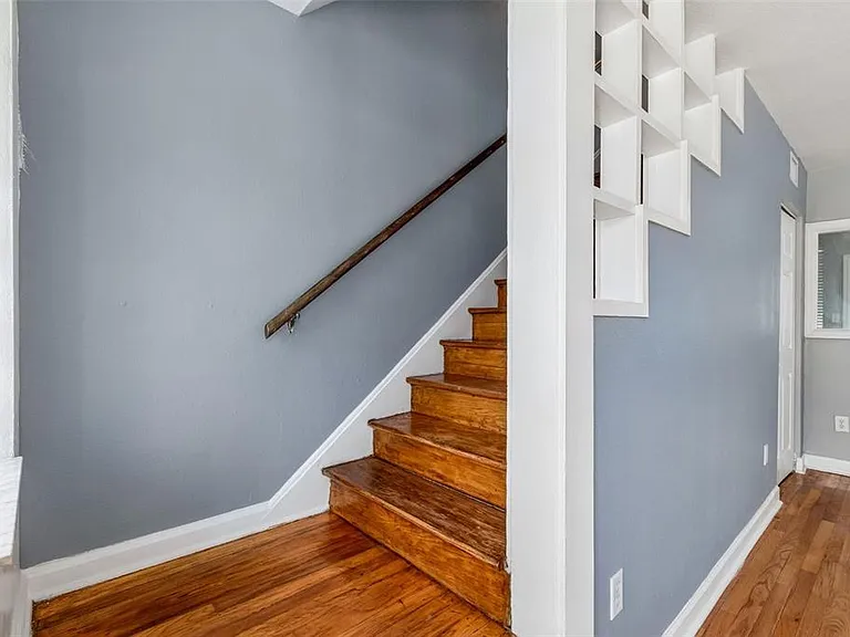 601 Swann Dr — Photo 12