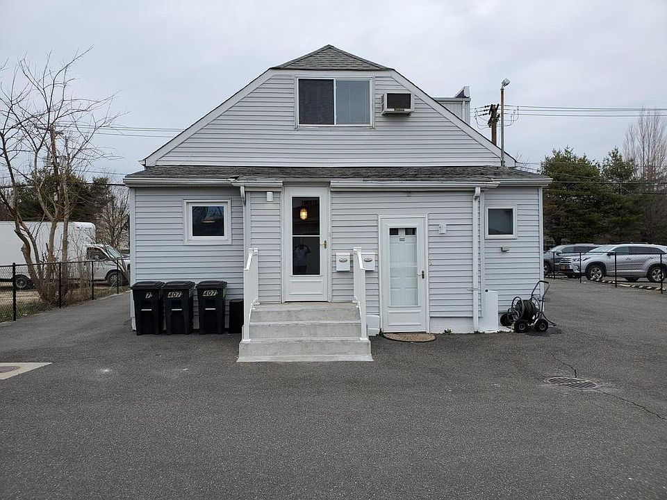 1st image of 407 Central Ave APT C