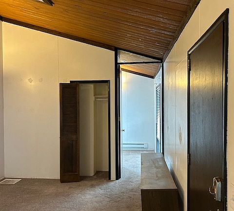 2nd image of 2426 E Kensington Ave #2426