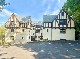 64 Kensington Rd