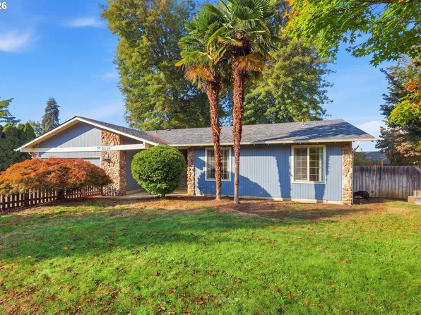 2245 Princeton Dr, Eugene, OR 97405