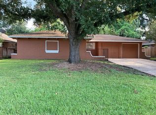 5110 Debeney Dr, Houston, TX 77039