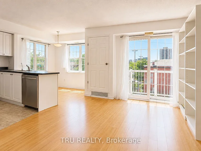 130 Rochester St #2 — Photo 5