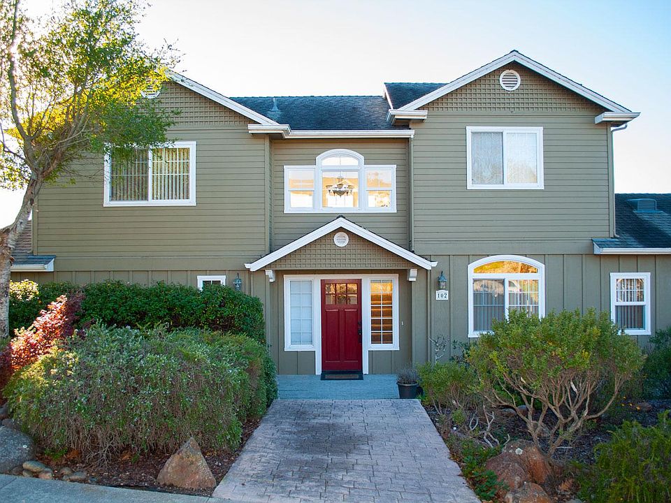 1st image of 102 Verona Ct