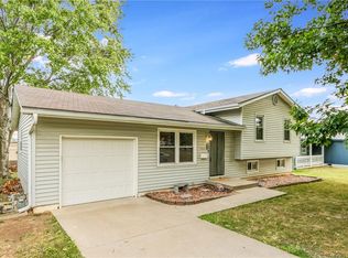 7425 Stearns St, Shawnee, KS 66203