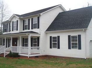 196 Mistr Ln, Pickens, SC 29671