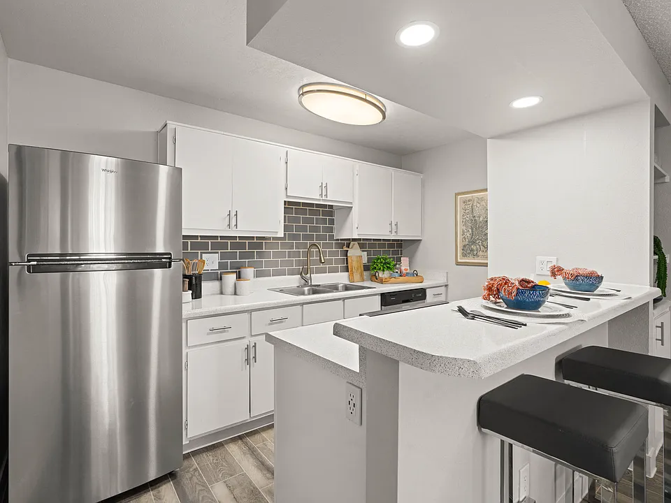 Aventura Apartments