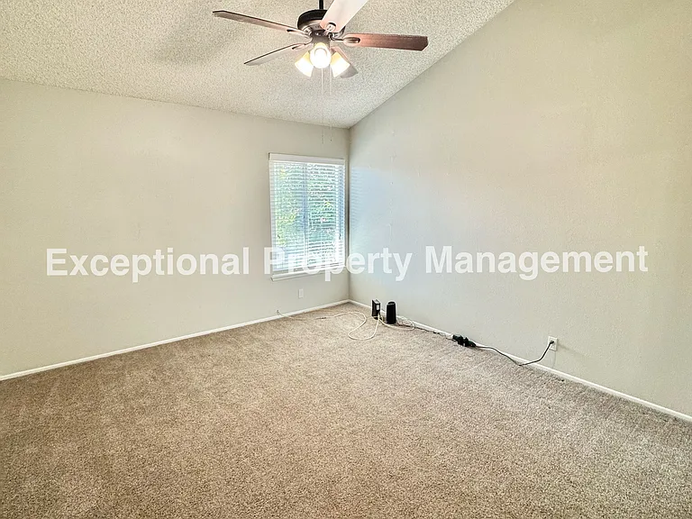 8419 Cedarwood Ln — Photo 12