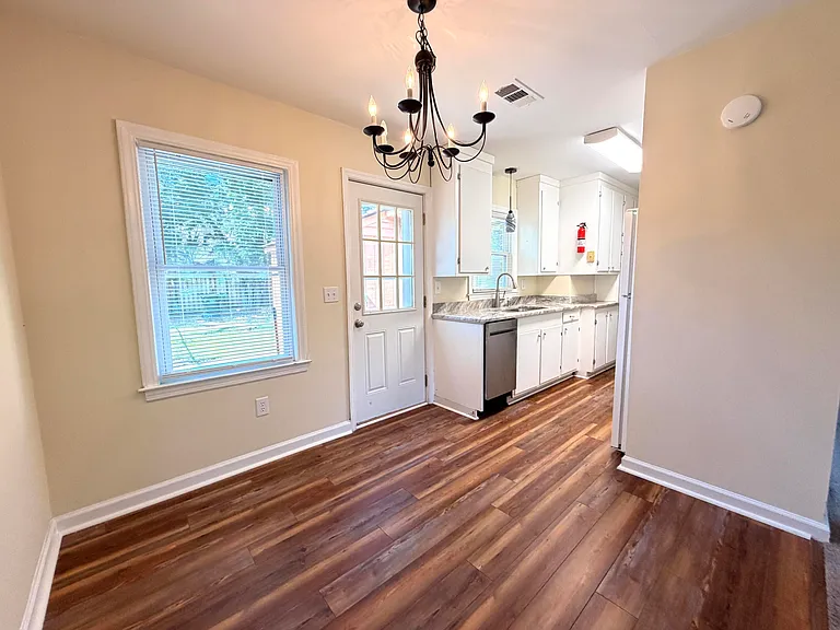 639 Windermere Blvd #B — Photo 5
