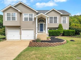 2354 Fairway, High Ridge, MO 63049