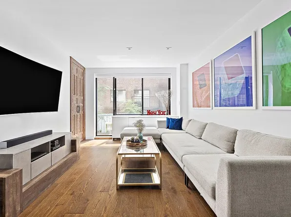 44 E 12th St APT 2B, New York, NY 10003