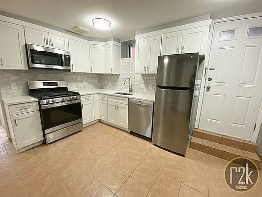 1st image of 23-50 Crescent St #1