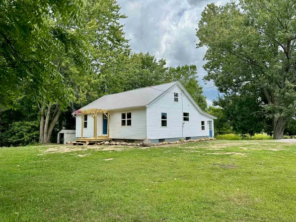 14979 Fowler Rd, Chesaning, MI 48616