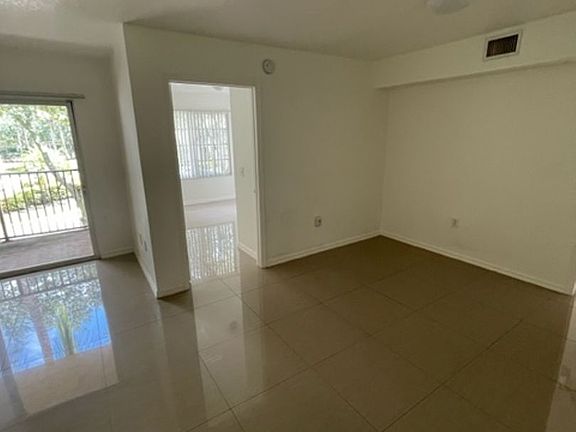 5th image of 4271 San Marino Blvd APT 206