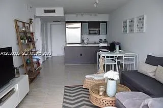 55 SE 6th St #3906W — Photo 10