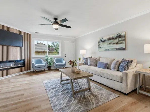 1109 Seabright Ct, Virginia Beach, VA 23454