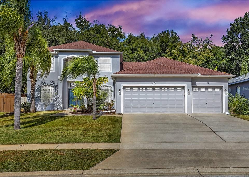 1st image of 118 Cedar Springs Cir