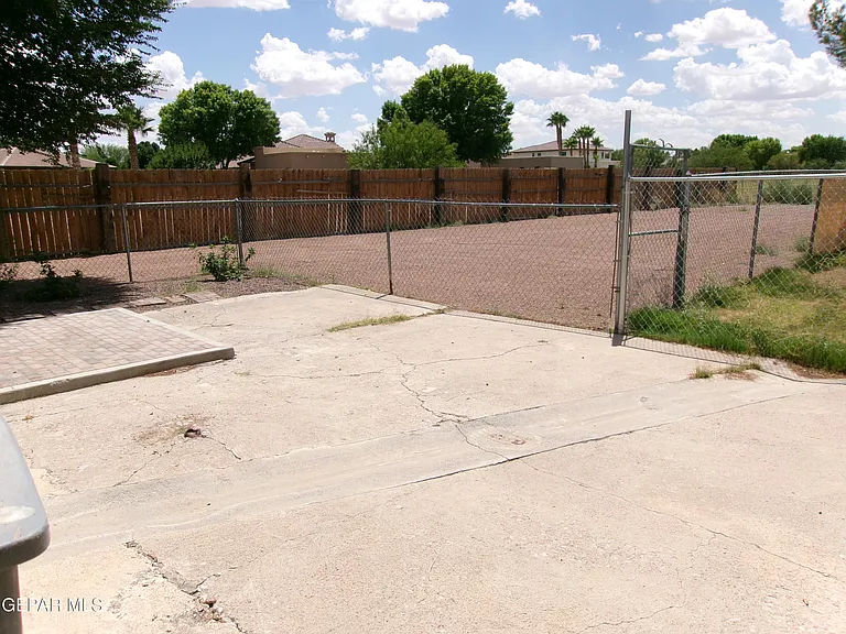 5649 Cory Dr #B — Photo 13