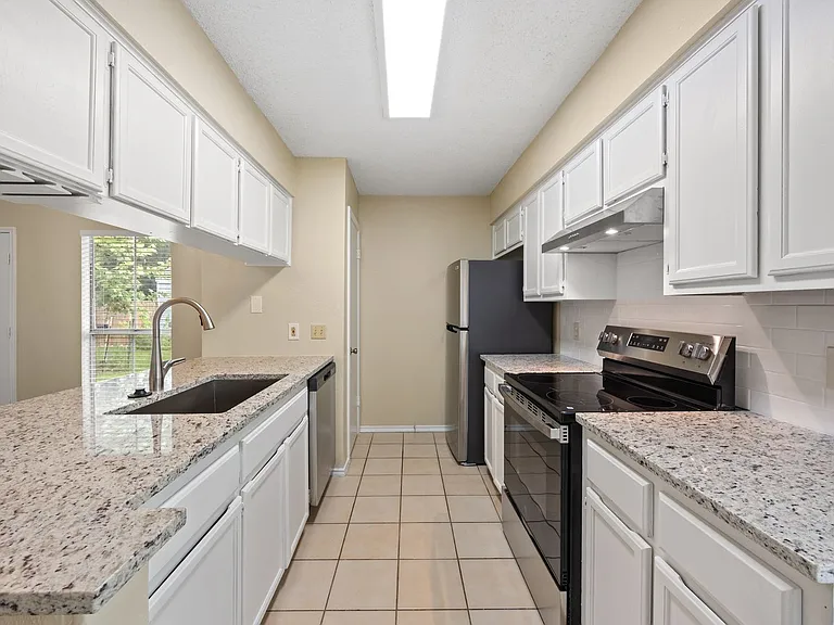 6715 Old Quarry Ln — Photo 8