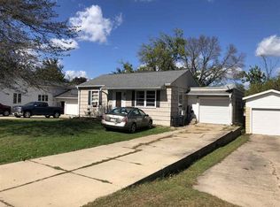 219 Grayside Ave, Mauston, WI 53948