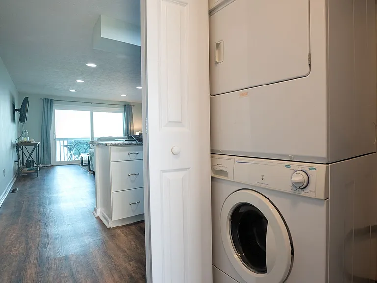 2105 Surfrider Ct — Photo 17