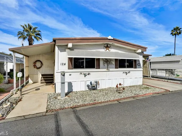 725 W Thornton Ave #124, Hemet, CA 92543